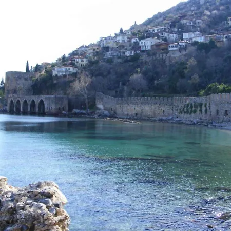 Rent A Luxury Villa In Alanya, Close To The Beach, Alanya Villa 1000 *
